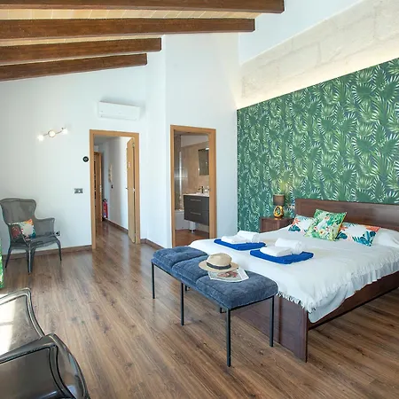 Owl Frida - Exclusive Holidays Sa Pobla