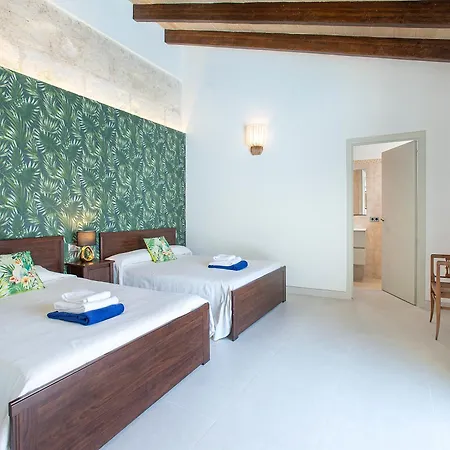 Owl Frida - Exclusive Holidays Villa *
