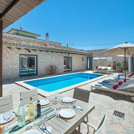 Owl Frida - Exclusive Holidays Villa Sa Pobla
